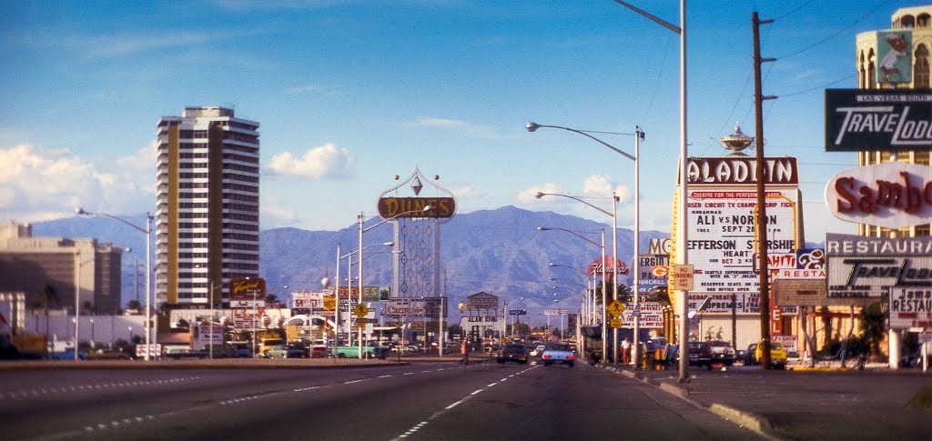 Afbeeldingsresultaat voor frontier casino 1976